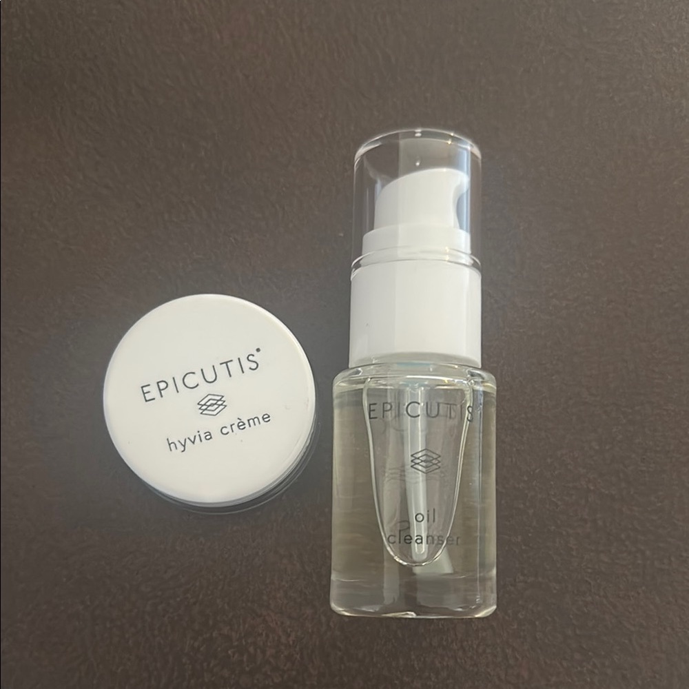 Brand new Epicutis Hyvia Crème and Oil Cleanser Set